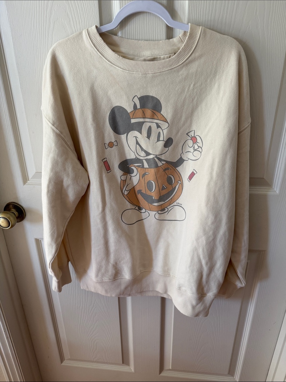 American Eagle Disney Cream Mickey Mouse Pumpkin Graphic Crewneck Sz S